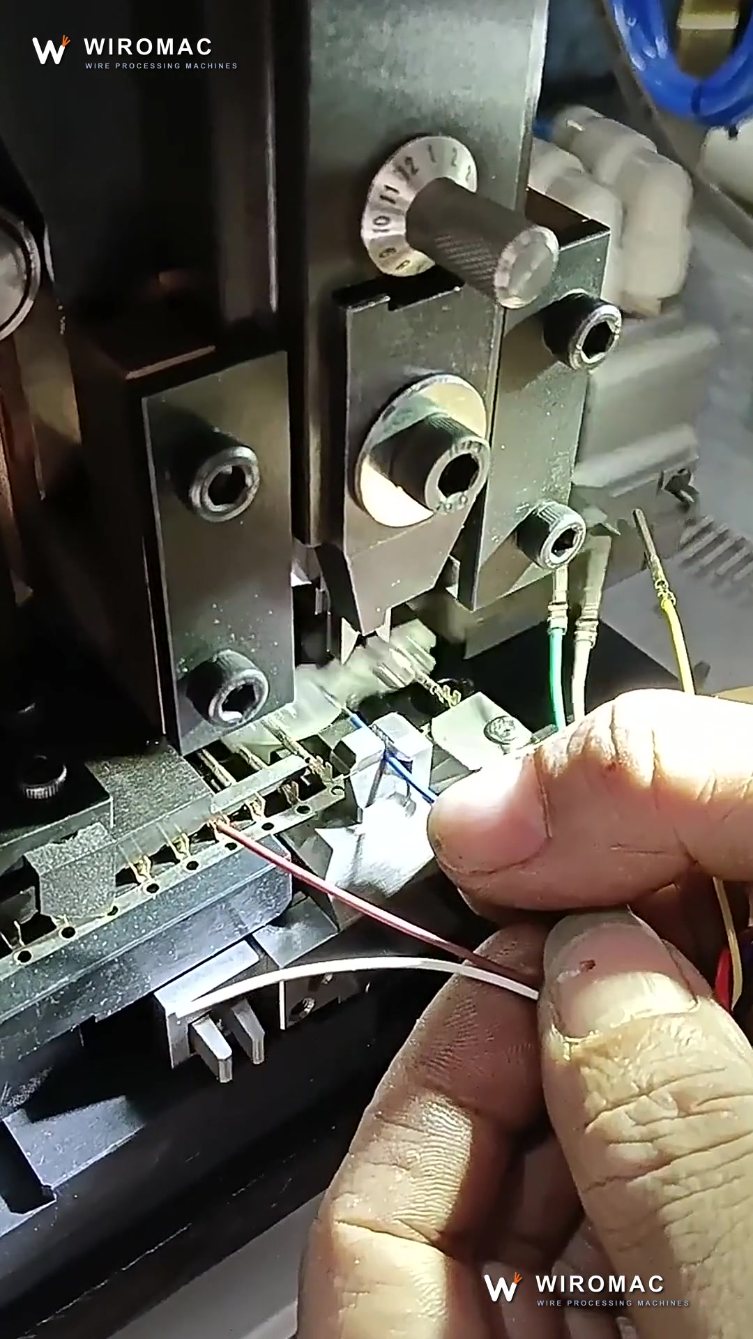 Quiet Wire Stripping and Crimping Machine, High-Speed Strip and Crimp for AWG 32–20 Wire WM-3120BT