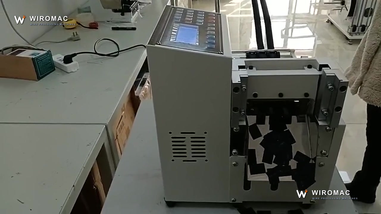 Automatic Cold-Knife Tube and Strip Cutting Machine, 100 mm Width WM-611